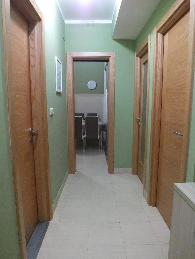 Apartment Temple *